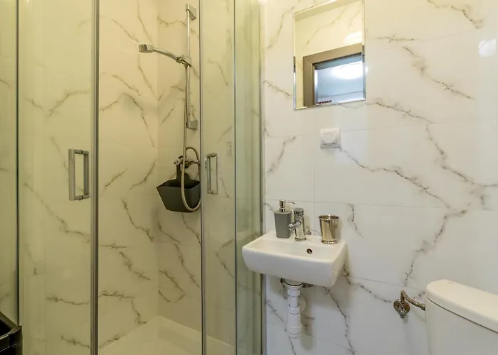 Wsrod Zieleni Homestay *